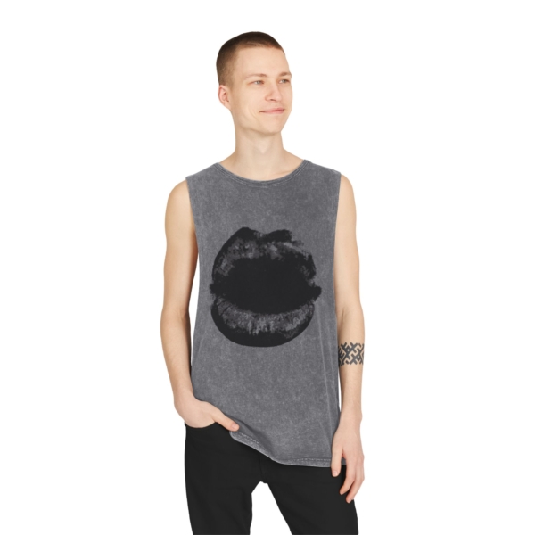 Unisex Stonewash Tank Top Pop Art Ooooh motif - Image 4